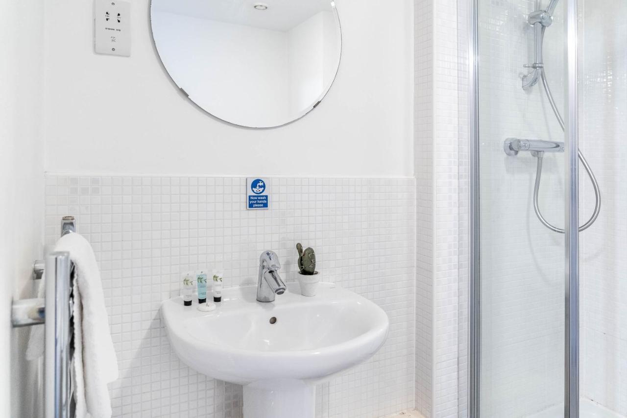 Haus City Centre Apartment - Fast Wifi - Smart Tv バーミンガム エクステリア 写真